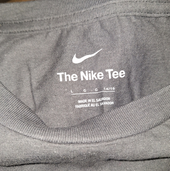 A Nike official NFL Detroit Lions NFC Champions "Lions are All In" t-shirt. NWT - Picture 5 of 5
